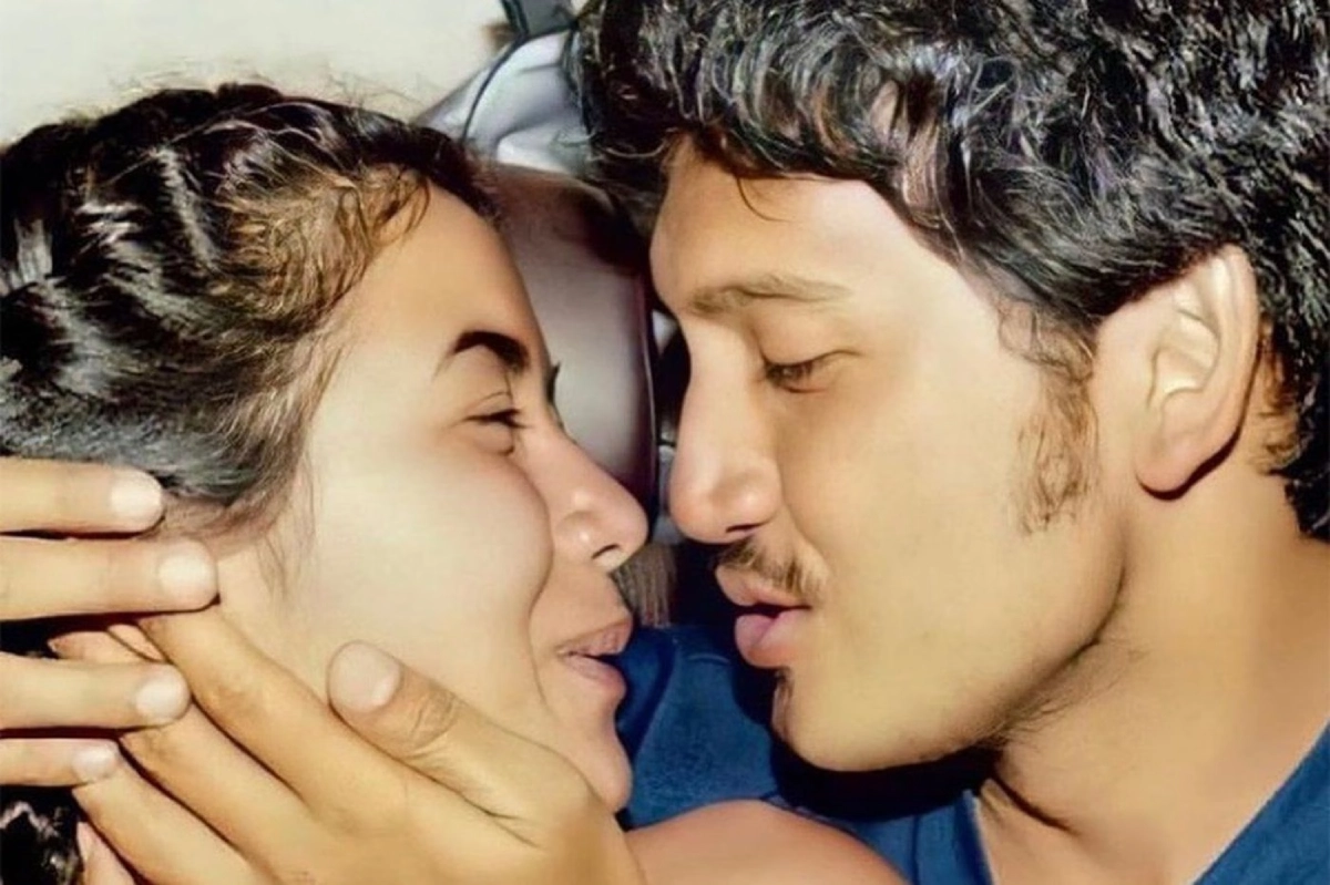 What Can Modern Couples Learn From This Complicated Love Story?